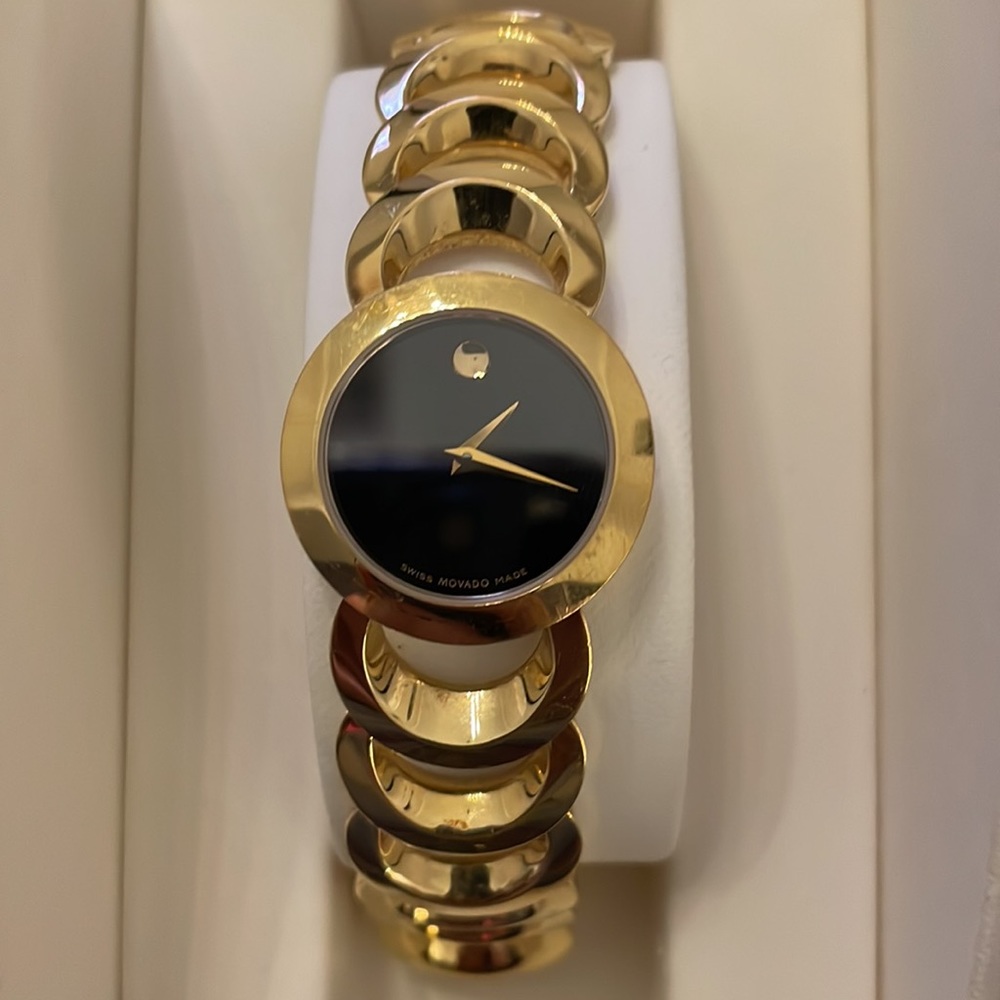 Movado Rondiro Watch - Picture 3 of 5